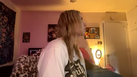 Snapshot of ellejess chatting on March 2026 08:33:01 PM ellejess online show from March 2026 08:33:01 PM