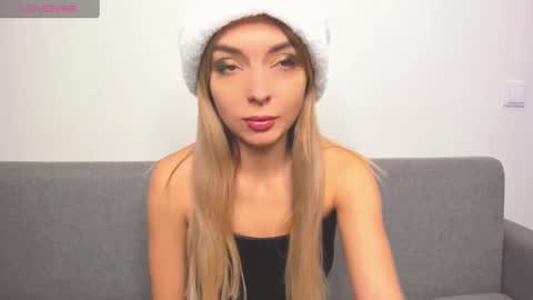 ellen_flow online show from January 2025 08:57:01 PM