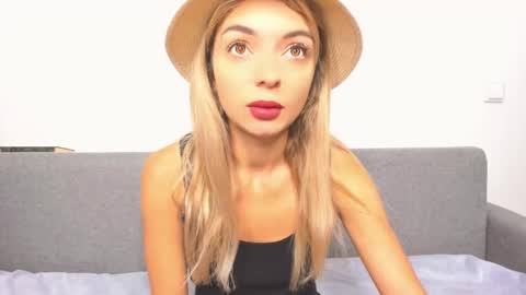 ellen_flow online show from January 2025 04:27:01 AM