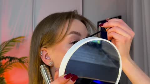 Snapshot of elli_harmon chatting on January 2025 03:34:02 PM Ellie  --- Ill see you either on Friday or Saturday and definitely on Sunday  online show from January 2025 03:34:02 PM