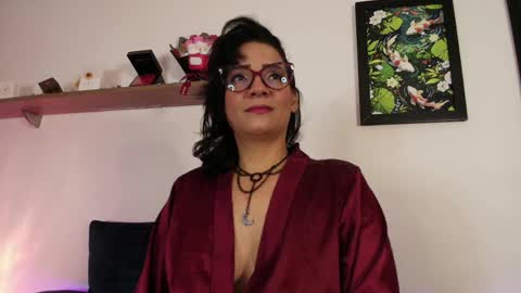 Snapshot of elliee1 chatting on May 2026 11:49:02 AM elliee1 online show from May 2026 11:49:02 AM