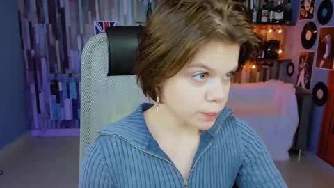 elliemurler online show from January 2026 01:06:02 PM