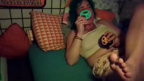 Snapshot of elliohh chatting on May 2026 04:50:02 AM Elliohh online show from May 2026 04:50:02 AM