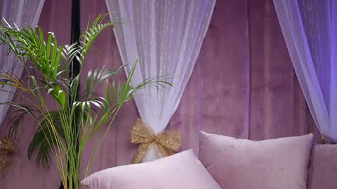 Snapshot of ellismeow chatting on February 2025 04:37:01 AM Ellis online show from February 2025 04:37:01 AM