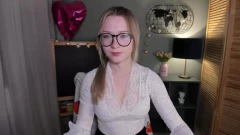 Snapshot of elliup chatting on October 2025 08:25:01 AM elliup online show from October 2025 08:25:01 AM