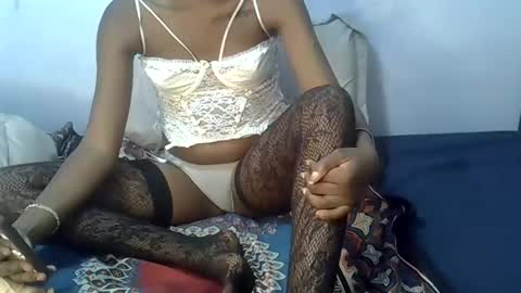 Snapshot of elllanna chatting on March 2025 05:36:02 PM elllanna online show from March 2025 05:36:02 PM