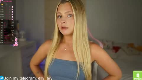 elly_ary online show from September 2025 05:13:02 PM