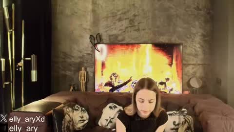 elly_ary online show from February 2026 09:30:02 PM