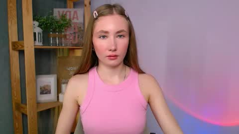 Snapshot of ellycolins chatting on November 2025 02:57:02 AM Elly online show from November 2025 02:57:02 AM