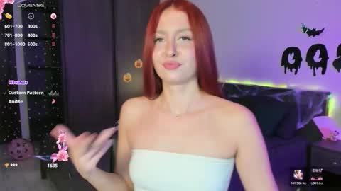 EllyPeach online show from October 2025 04:18:01 PM