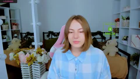 elma_lily online show from December 2025 07:04:02 AM