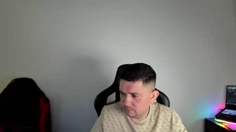 Snapshot of elmerfu chatting on February 2025 07:07:02 AM Elmer online show from February 2025 07:07:02 AM