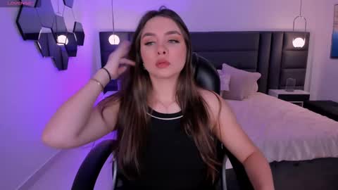 ELOISA OLIVERO online show from March 2025 09:18:02 AM