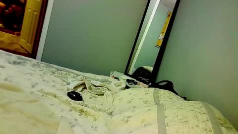 Snapshot of elpouto chatting on October 2025 12:34:02 PM Elpouro online show from October 2025 12:34:02 PM