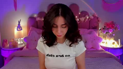 Snapshot of elsa_xo chatting on April 2026 07:16:02 PM Michelle online show from April 2026 07:16:02 PM