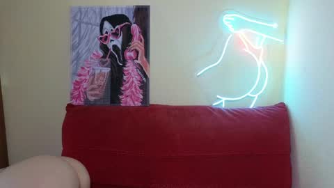 Snapshot of elsaangel chatting on May 2026 10:00:01 AM elsaangel online show from May 2026 10:00:01 AM