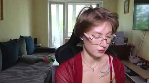 Snapshot of elsaangel chatting on May 2026 08:18:01 AM elsaangel online show from May 2026 08:18:01 AM