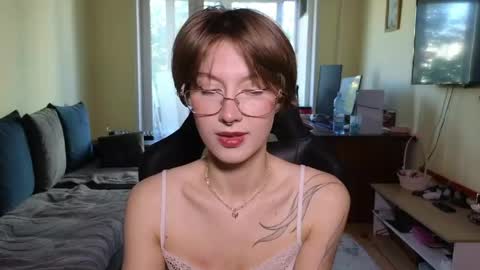 Snapshot of elsaangel chatting on June 2026 02:05:02 AM elsaangel online show from June 2026 02:05:02 AM
