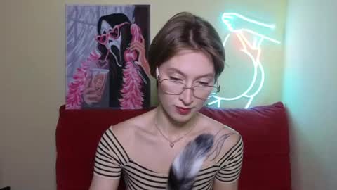 Snapshot of elsaangel chatting on June 2026 07:44:01 AM elsaangel online show from June 2026 07:44:01 AM