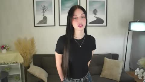 Snapshot of elsienorem chatting on November 2025 12:00:02 PM Adella online show from November 2025 12:00:02 PM