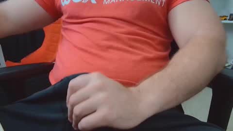 Snapshot of eltanke2206 chatting on November 2025 07:47:01 PM alexgarg online show from November 2025 07:47:01 PM