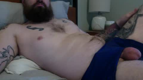 Snapshot of elviscash chatting on December 2024 01:22:02 PM elviscash online show from December 2024 01:22:02 PM