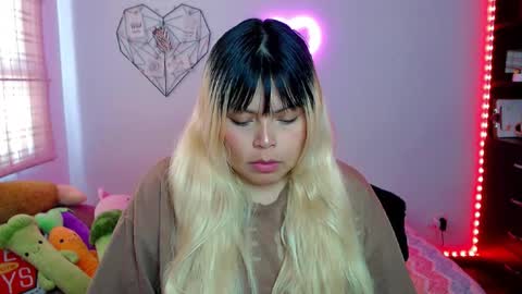 Ely online show from November 2025 09:37:01 PM