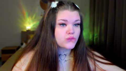 Eliza online show from October 2025 03:02:02 AM