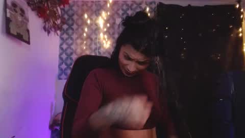 ema_ploxx online show from September 2025 11:09:02 PM