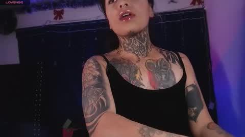 ema_ploxx online show from February 2026 01:26:02 AM