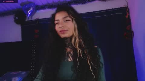 ema_ploxx online show from February 2026 06:26:01 AM