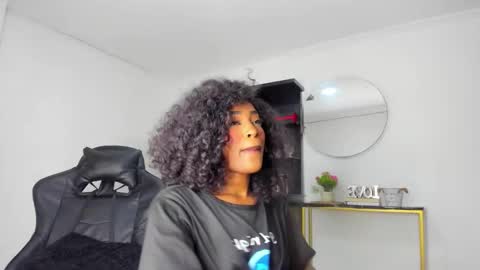 Snapshot of emattaylor chatting on November 2025 12:59:03 PM . online show from November 2025 12:59:03 PM