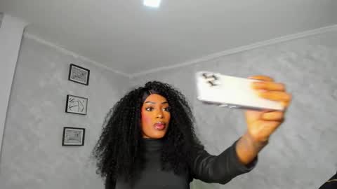 Snapshot of emattaylor chatting on January 2026 11:48:02 AM . online show from January 2026 11:48:02 AM