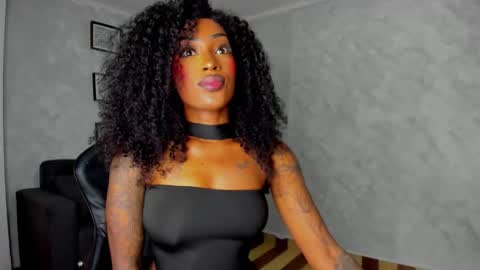 Snapshot of emattaylor chatting on February 2026 01:10:01 PM . online show from February 2026 01:10:01 PM