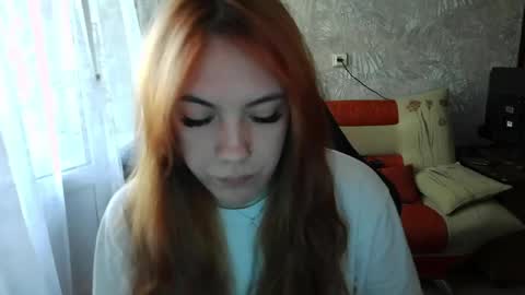 Snapshot of ember__fox chatting on May 2026 11:40:01 AM ember__fox online show from May 2026 11:40:01 AM