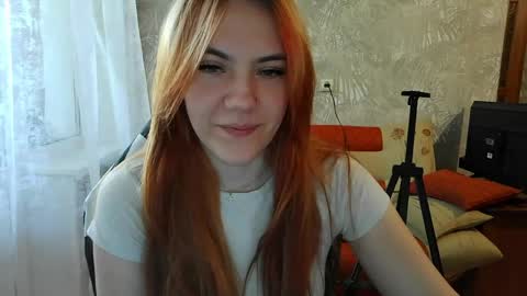 Snapshot of ember__fox chatting on May 2026 10:54:02 AM ember__fox online show from May 2026 10:54:02 AM