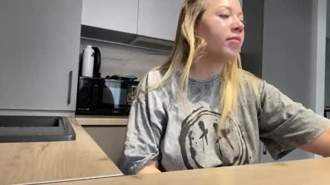 Alice online show from November 2025 09:25:01 AM