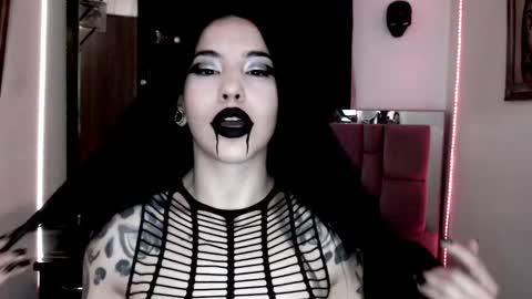 Snapshot of emearld_black chatting on December 2024 09:17:02 AM Emerald Black online show from December 2024 09:17:02 AM