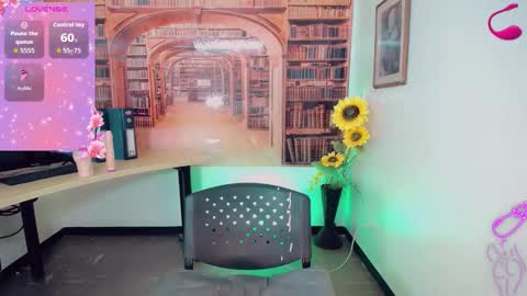 Emeli online show from October 2025 11:13:02 AM