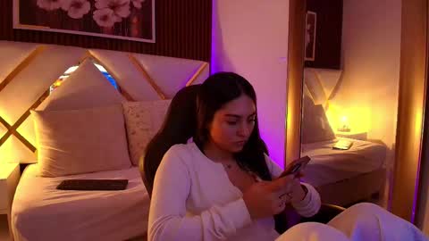 Emily  online show from February 2026 02:43:02 AM