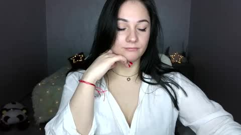 Snapshot of emelyblum chatting on March 2025 02:14:02 AM Emely online show from March 2025 02:14:02 AM