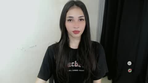 Snapshot of emelyn_fuckdoll chatting on January 2025 10:12:02 AM Scarlett online show from January 2025 10:12:02 AM