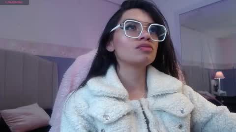 Danna online show from December 2025 04:10:02 AM