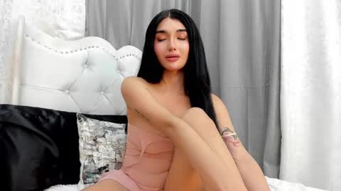 Emerald online show from December 2024 09:58:02 PM