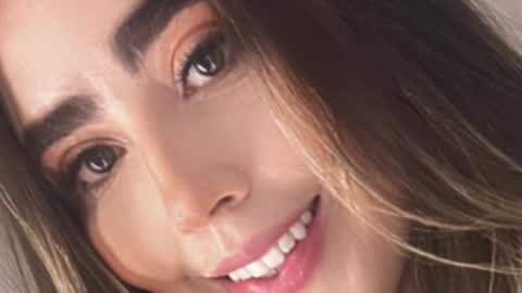 emi_royse online show from January 2026 06:11:02 PM