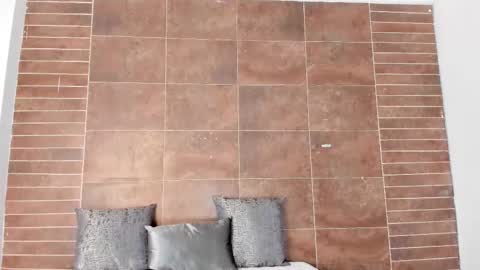 Snapshot of emiily_smile chatting on October 2025 11:44:01 AM Emily online show from October 2025 11:44:01 AM