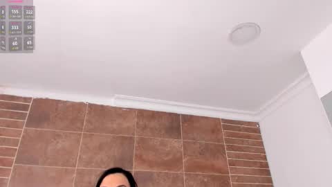 Snapshot of emiily_smile chatting on November 2025 01:06:01 PM Emily online show from November 2025 01:06:01 PM