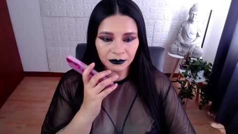 POWERFULL GODDESS EMILI online show from December 2024 07:33:01 PM