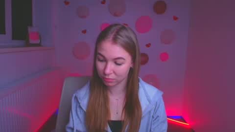 Emilia online show from March 2025 09:07:02 AM