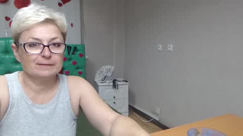 EmiliaGree online show from October 2025 05:06:01 AM